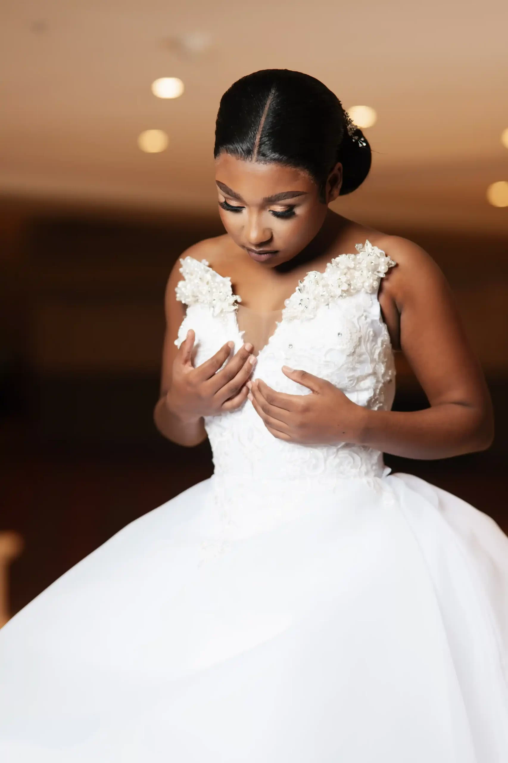 Sleeveless wedding dress - Image 7